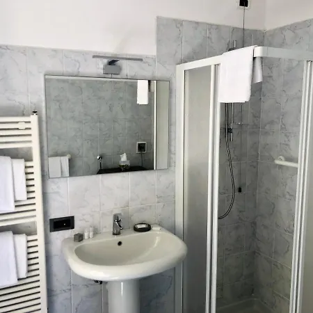 Le Campane Studio Apartment Bellagio Esterno foto