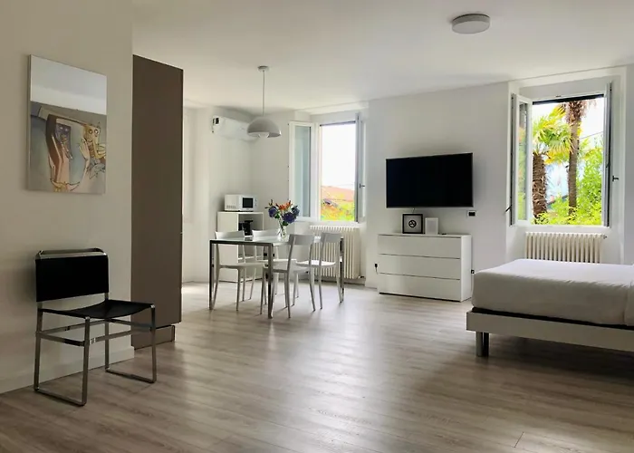 Le Campane Studio Apartment